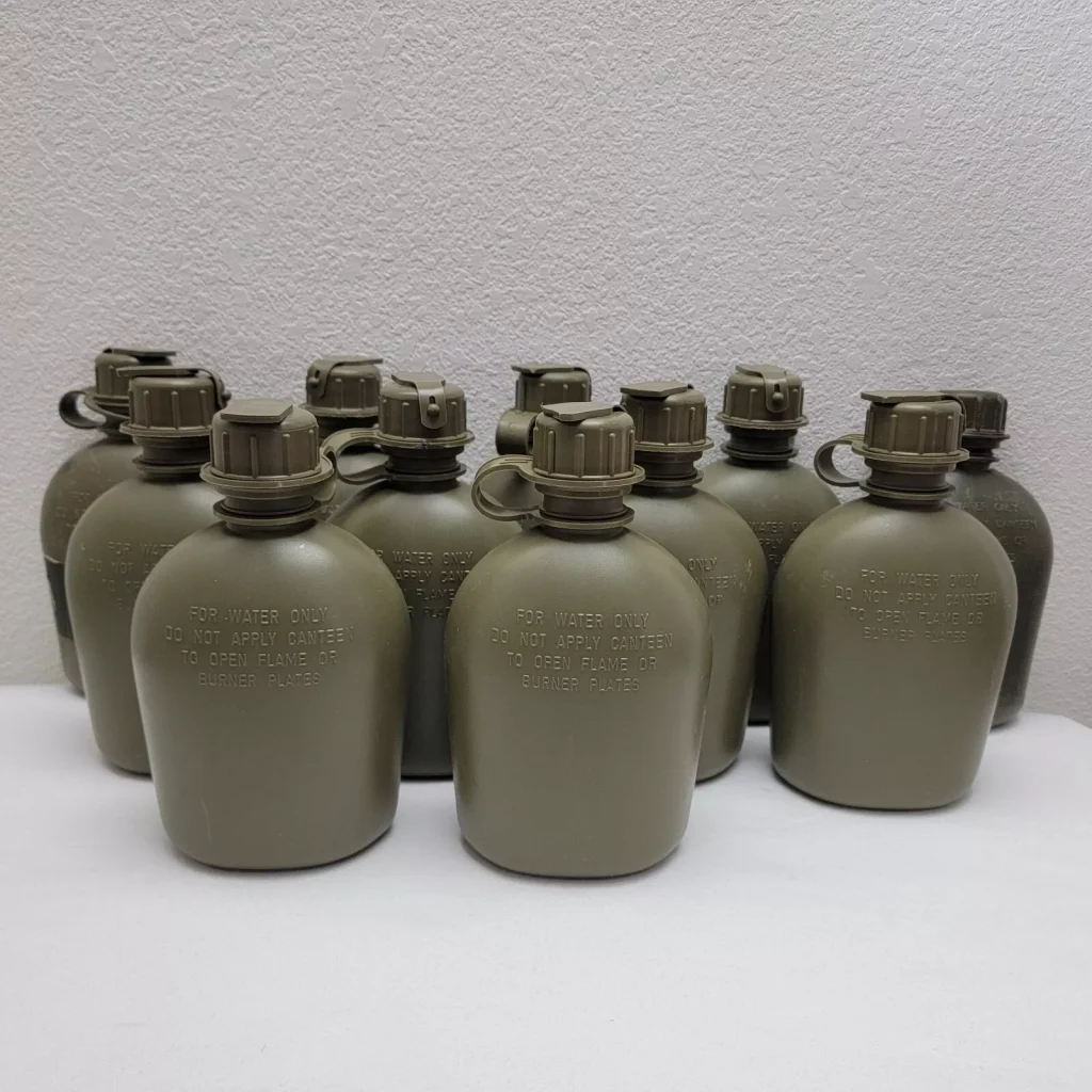 Lot of 11 USGI Military 1 Quart Skilcraft Canteens